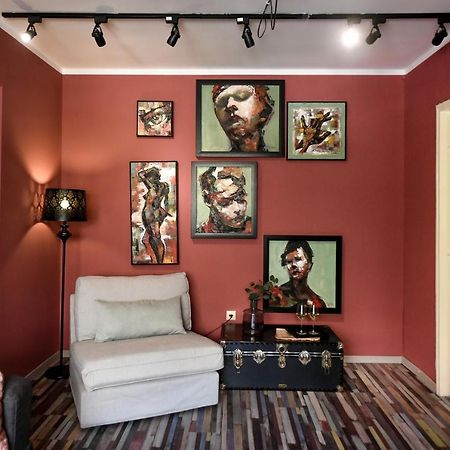 Captivating Old Town Apartment Boekarest Buitenkant foto